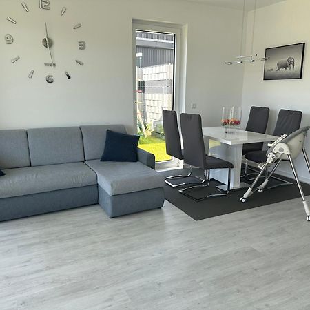 Neue Doppelhaushaelfte Mit Terrasse, Balkon Und Garten Remscheid Exteriör bild
